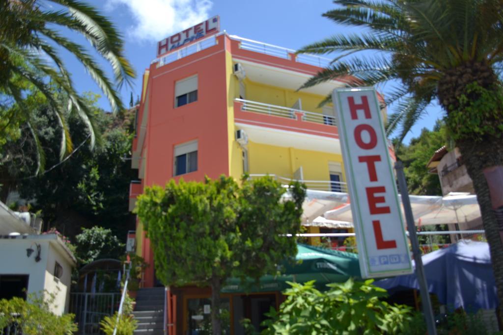 Vlorë Hotel Alpine מראה חיצוני תמונה