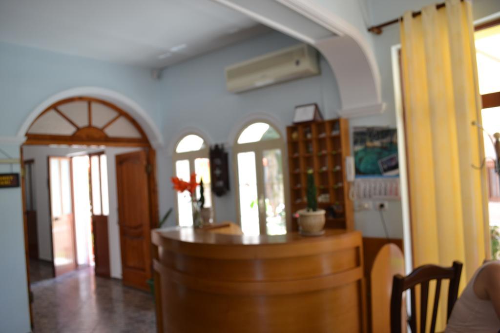 Vlorë Hotel Alpine מראה חיצוני תמונה